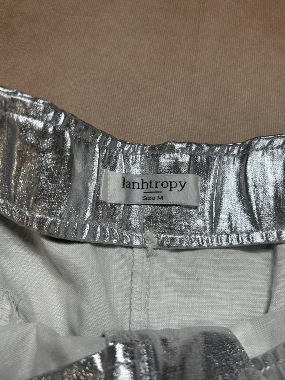 LANHTROPY CULOTTE METALLIC LINEN PANTS SILVER - Picture 6 of 11